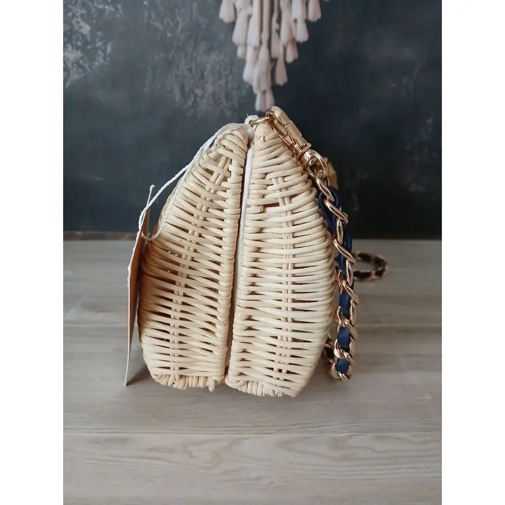 Tommy Bahama Wicker Crossbody Shoulder Bag Purse Woven Natural Wicker Turn Lock